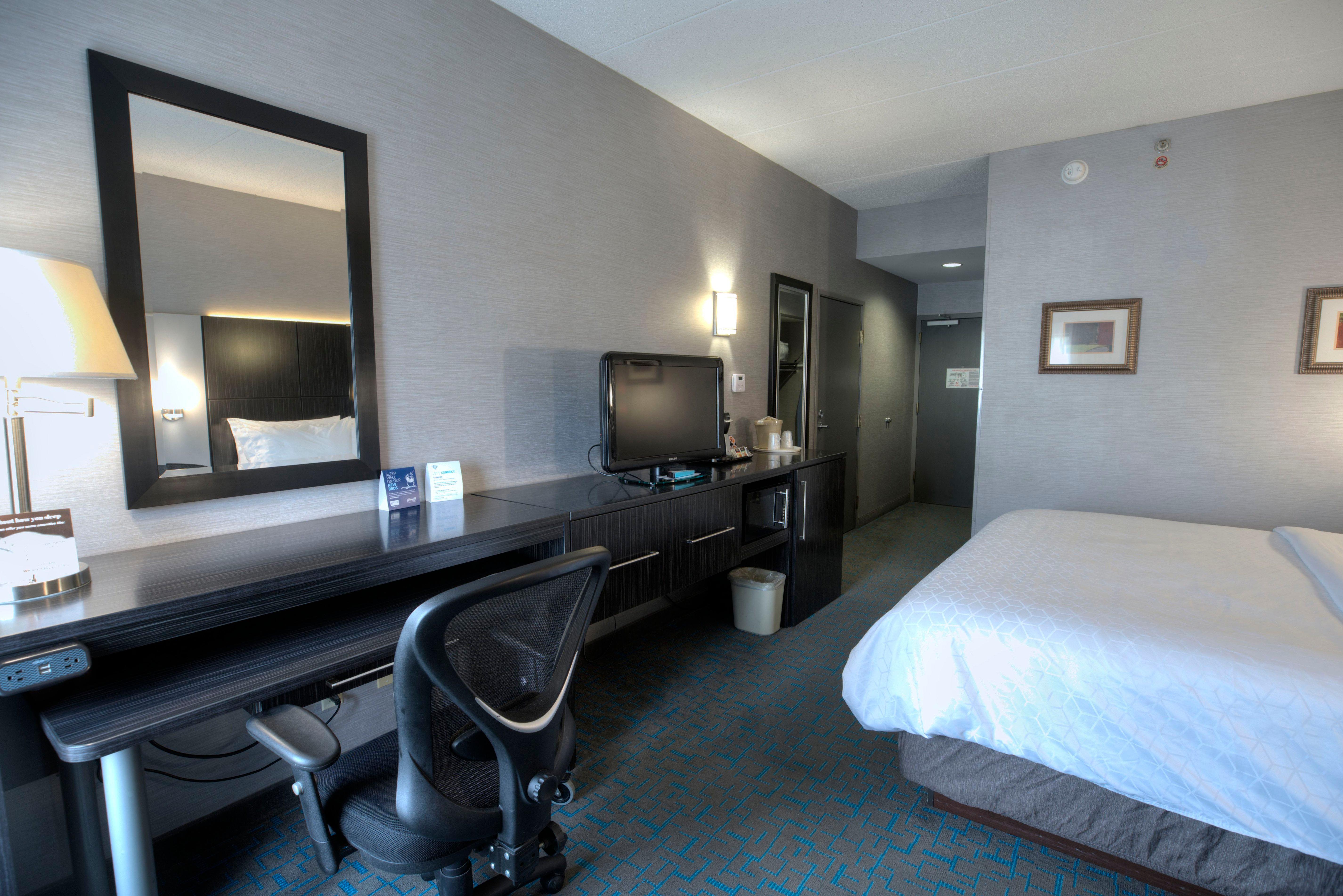 Holiday Inn Express Janesville-I-90 & Us Highway 14 By Ihg Esterno foto